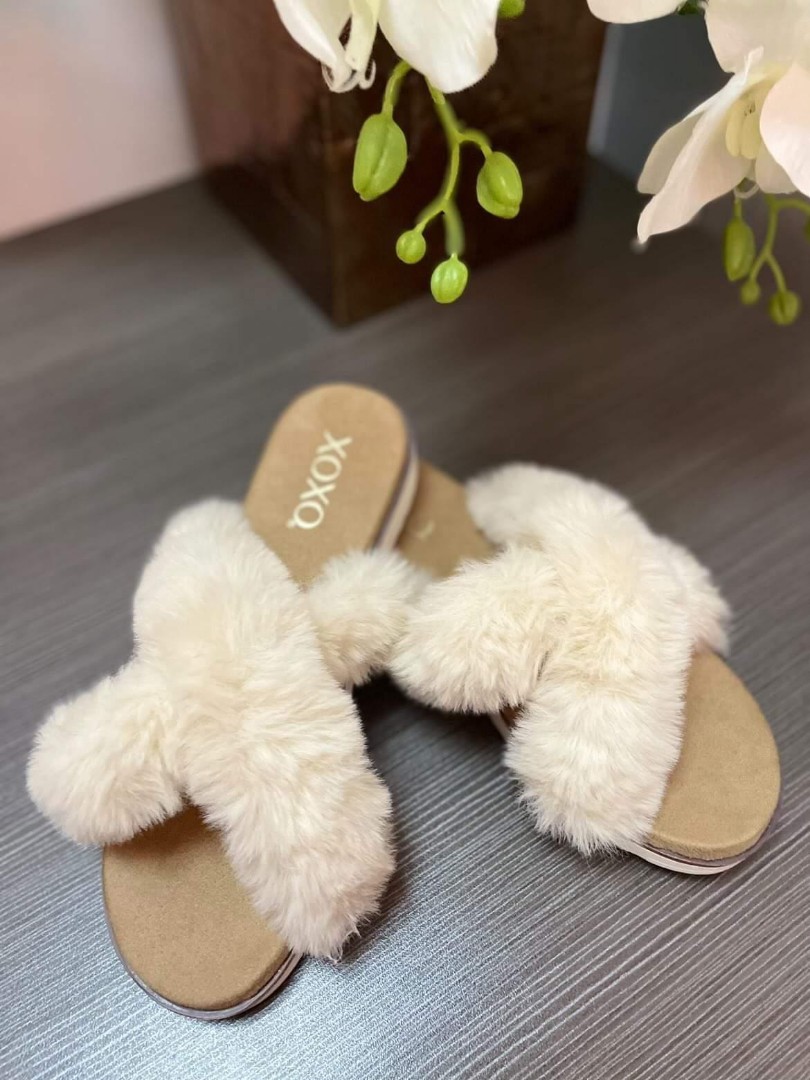 XOXO Fur Slippers, Women's Fashion, Footwear, Slippers and slides on ...