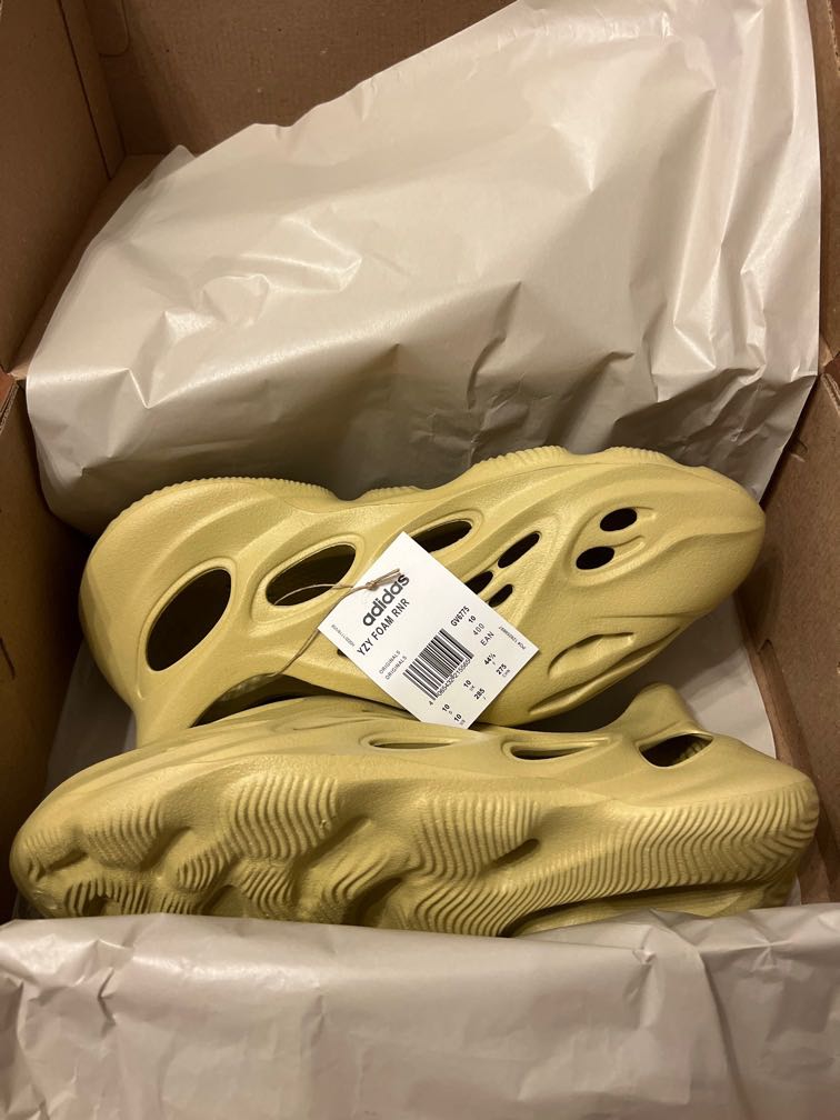 Yeezy Foam Runner Sulfur, Men's Fashion, Footwear, Sneakers on Carousell