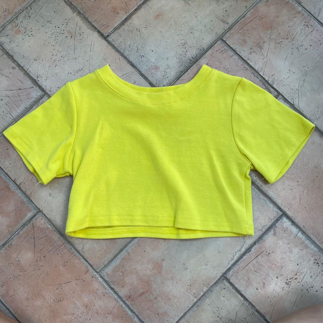 YELLOW BASIC CROP TOP, Women's Fashion, Tops, Other Tops on Carousell
