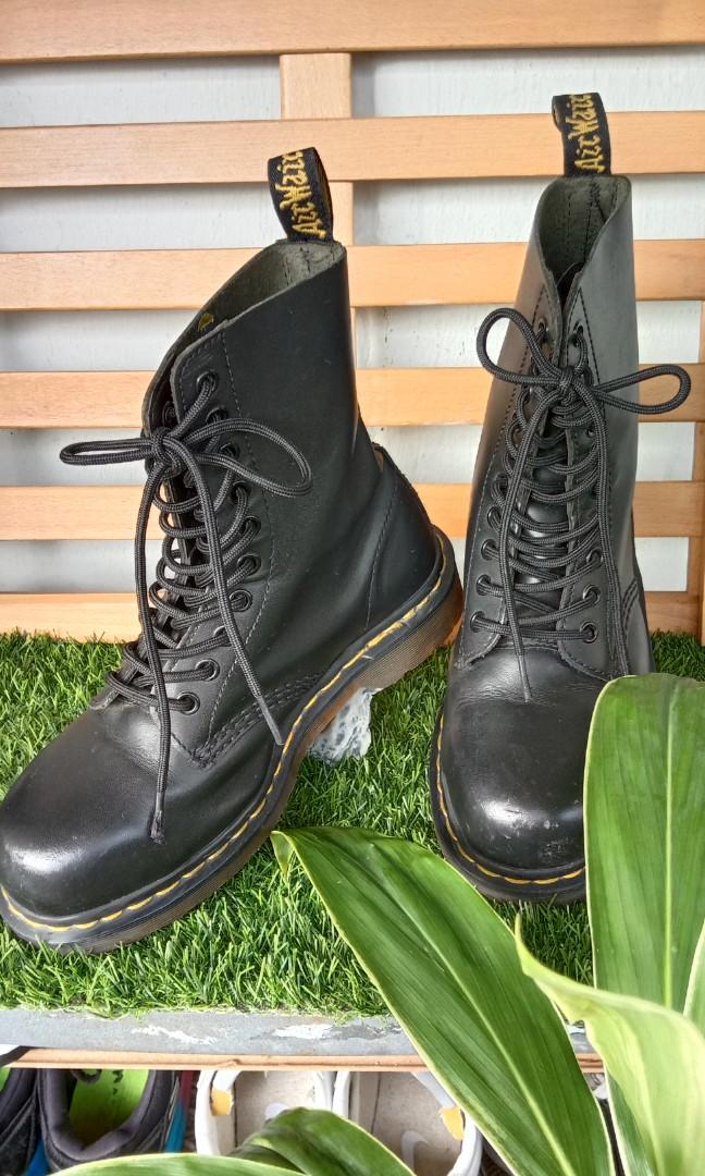 Martens 1919 discount