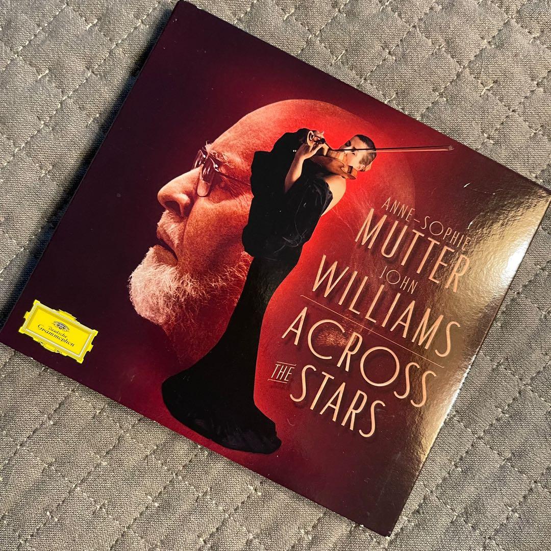 Anne-Sophie Mutter: John Williams Across the Stars, 興趣及遊戲