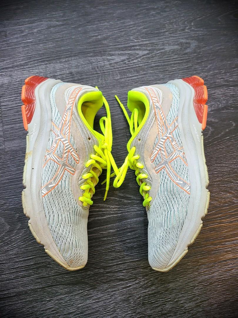 Asics kayano hyper flash hot sale