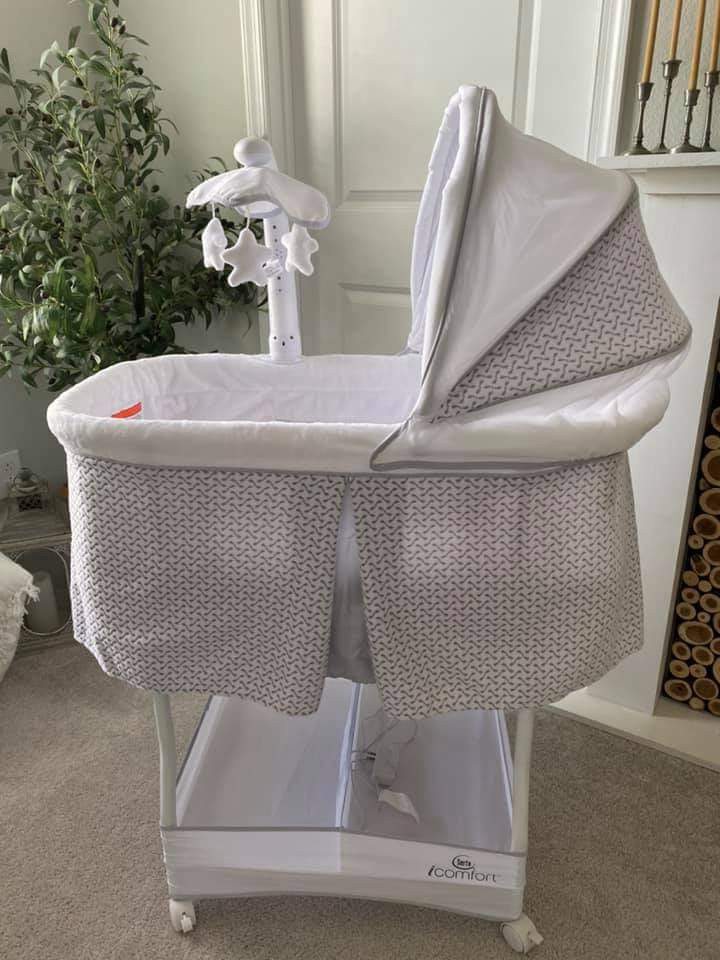 Baby bassinet with automatic Gliding motion Babies Kids Baby