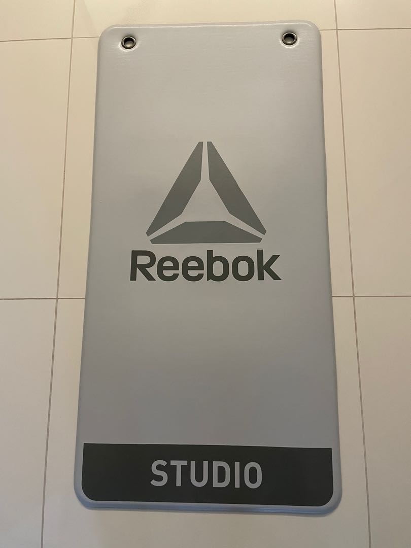 BN Reebok Studio Mat Sports Equipment Exercise Fitness