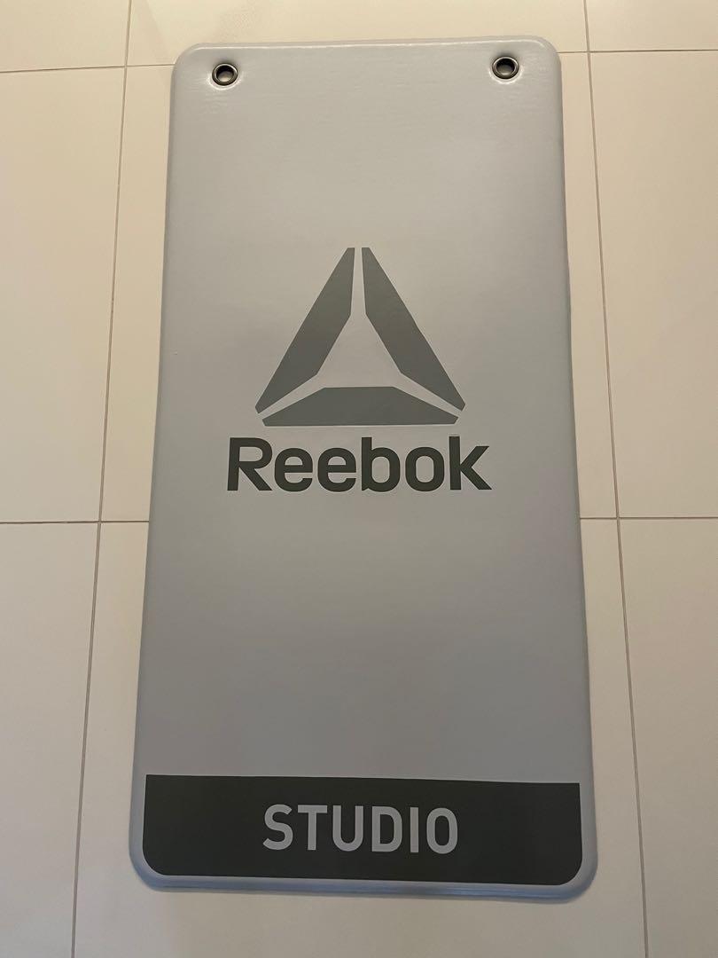 Reebok studio on sale mat