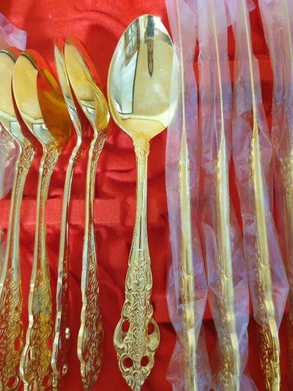 Brand new gold plated cutlery set in a box, Hobbies & Toys, Memorabilia