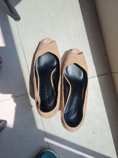 (Category: ) located in . Submitted by mummyumar (Listing ID 1166867031, Image 1). Description: .