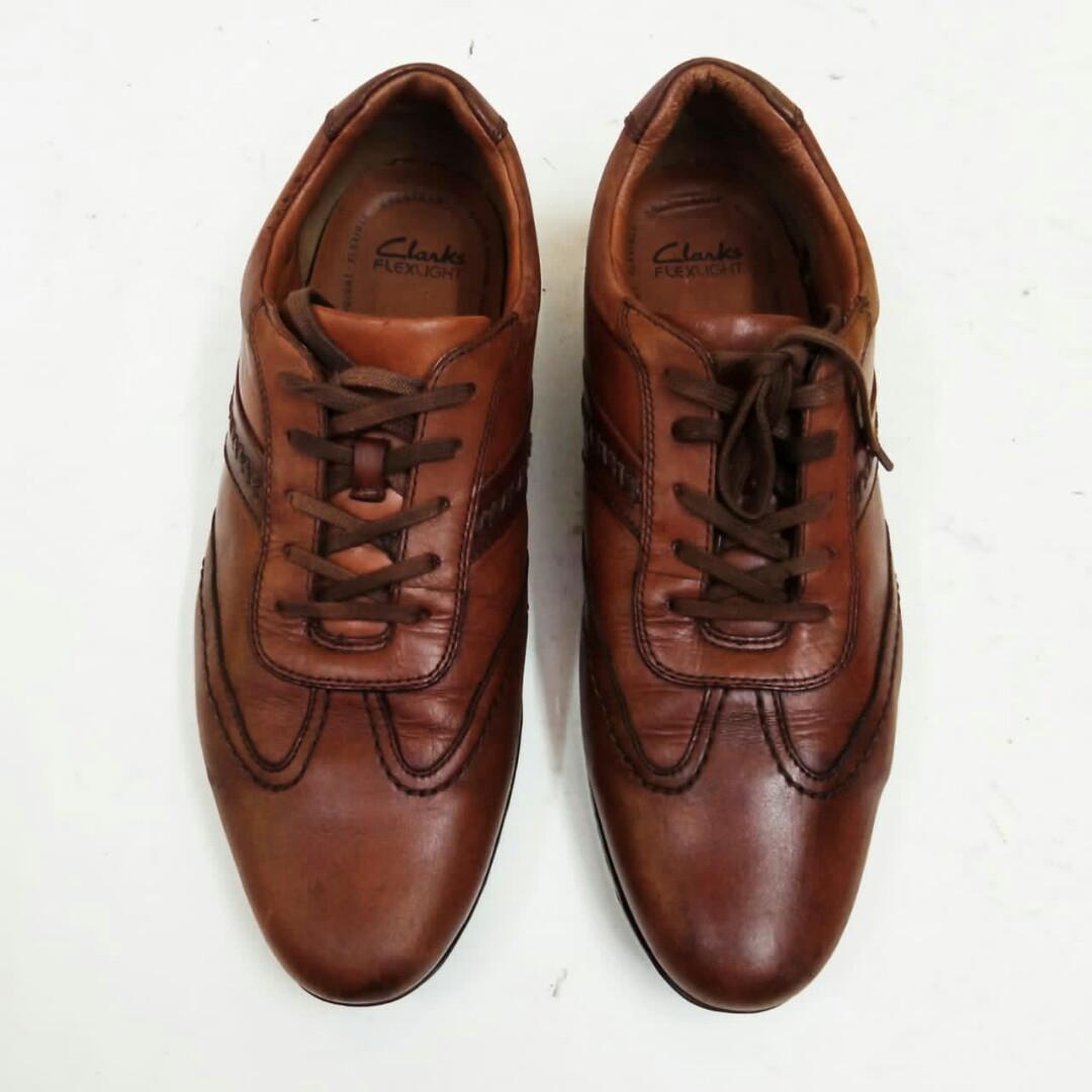 CLARKS FLEXLIGHT brown leather shoe