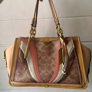 (Category: ) located in . Submitted by marz.shopping (Listing ID 1166877373, Image 1). Description: .