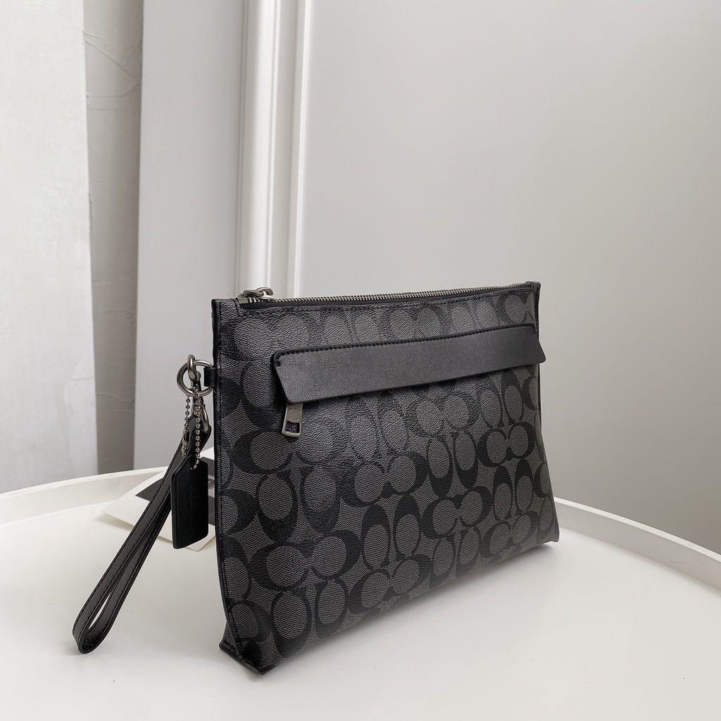 Coach black hotsell clutch bag