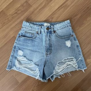 (Category: ) located in . Submitted by prelovedbythanu (Listing ID 1166953742, Image 1). Description: .