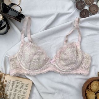 (Category: ) located in . Submitted by agapimaria (Listing ID 1166985923, Image 1). Description: .
