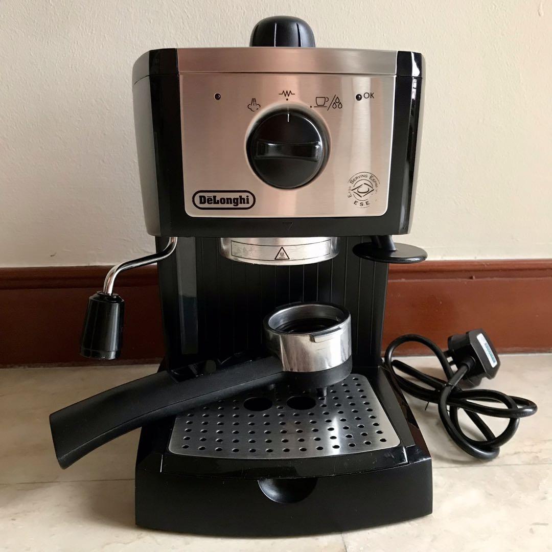 DeLonghi manual espresso machine, TV & Home Appliances, Kitchen