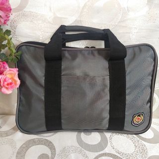 (Category: ) located in . Submitted by Precious_Japan_Surplus (Listing ID 1166966325, Image 1). Description: .