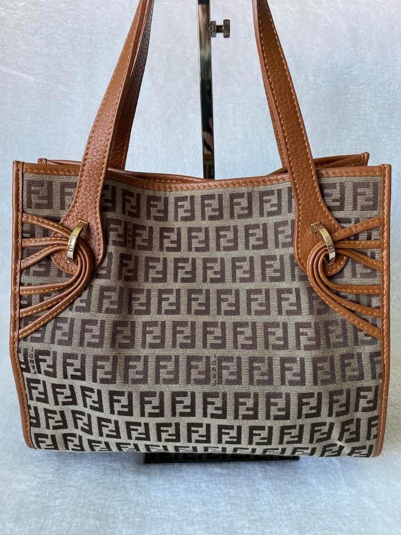 Cabas sales fendi monogram