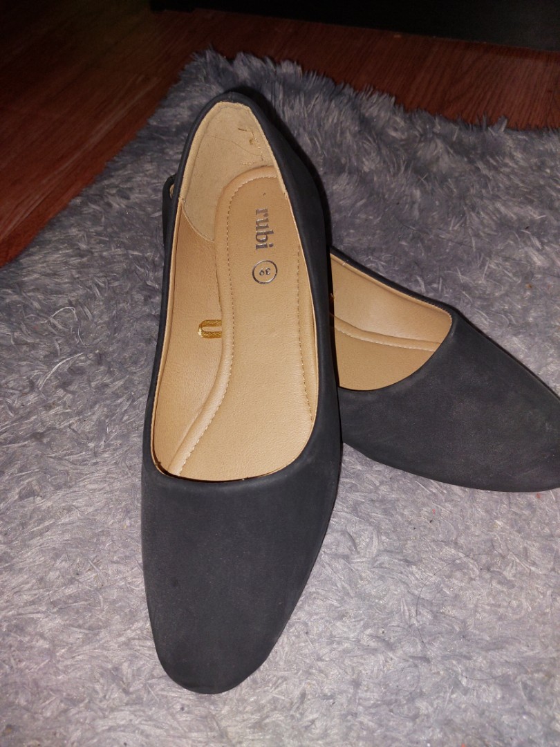 Flat Shoes Rubi new hitam uk 39, Fesyen 