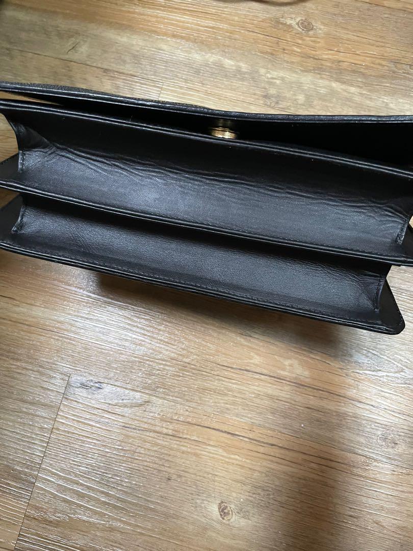 Genuine stingray skin two way bag (Category: Luxury Bags & Wallets) located in Manila. Submitted by curatedgoodsmnl (Listing ID 1166905441, Image 3). Description: Removable strap.