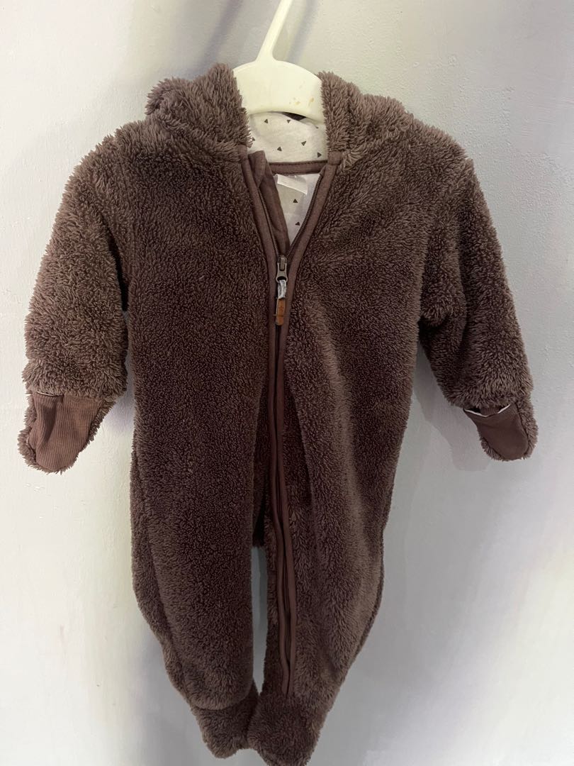 H&m baby bear suit top