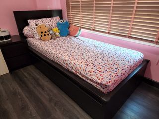 (Category: ) located in . Submitted by cesc1511 (Listing ID 1166873301, Image 1). Description: .