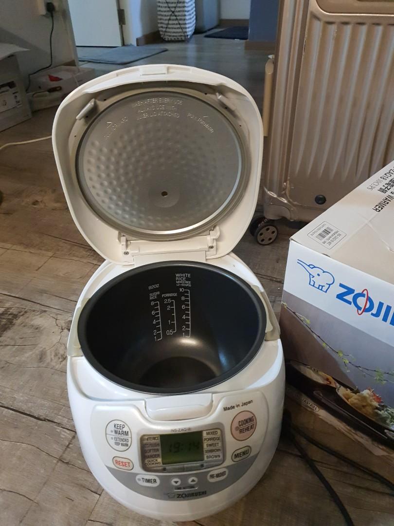 Japan made Zojirushi rice cooker, TV & Home Appliances, Kitchen
