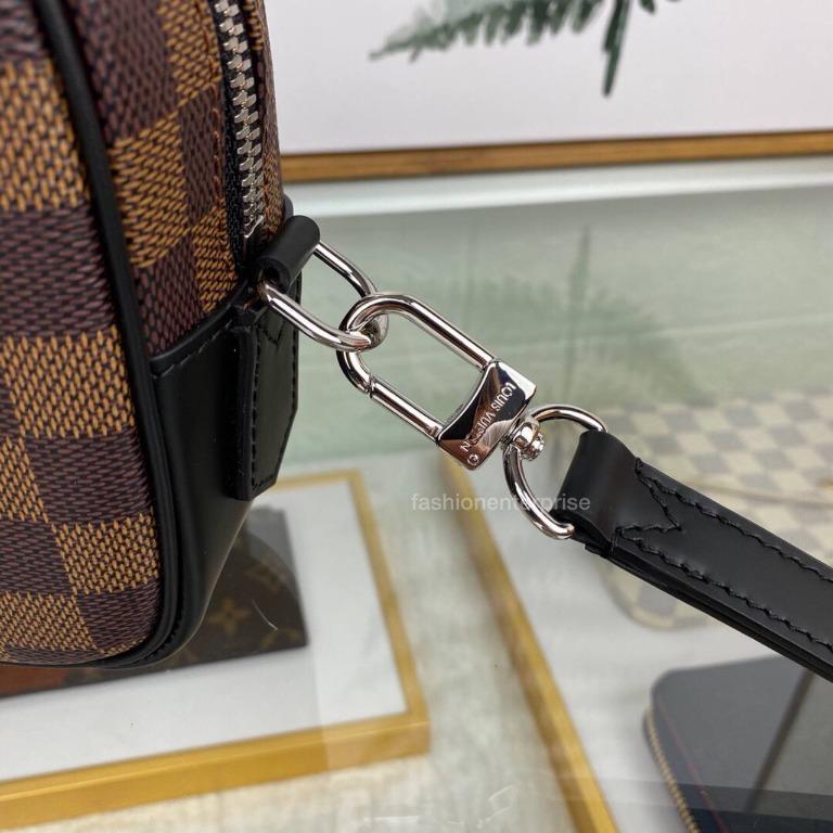 Louis Vuitton LV Kasai Clutch, Men's Fashion, Bags, Belt bags, Clutches and  Pouches on Carousell