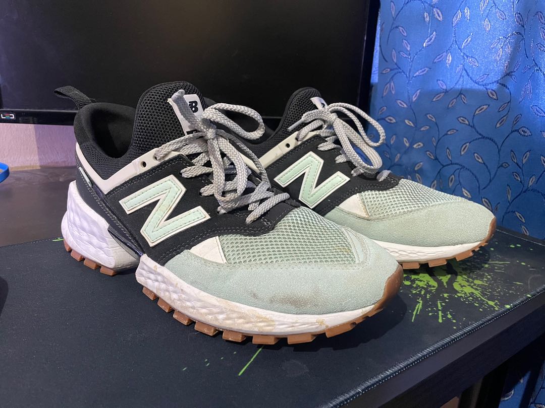 NEW BALANCE 574S V2