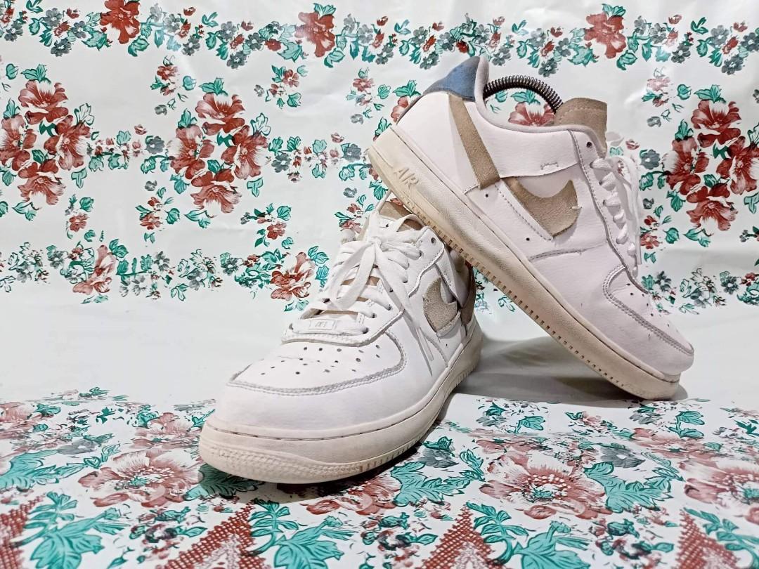 inside af1 sole