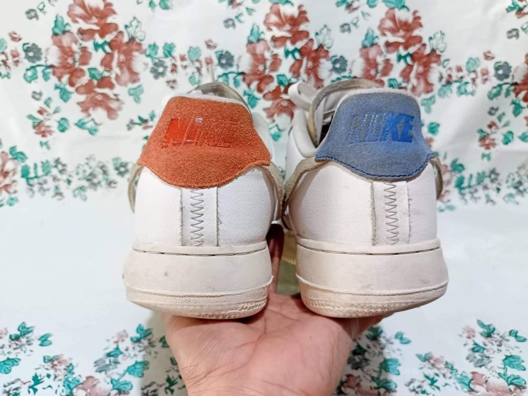inside af1 sole