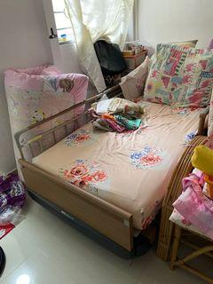 [Paramount Bed] Hospital Bed for Elderly, Old People|Side Assist Bars on Bed | Protection Bed | Bed Frame | Adjustable, Changeable Height | Automatic (Auto) | Medical Bed frame | Elderly Accessories, Helper |