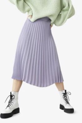 (Category: ) located in . Submitted by siopau.closet (Listing ID 1166972468, Image 1). Description: .