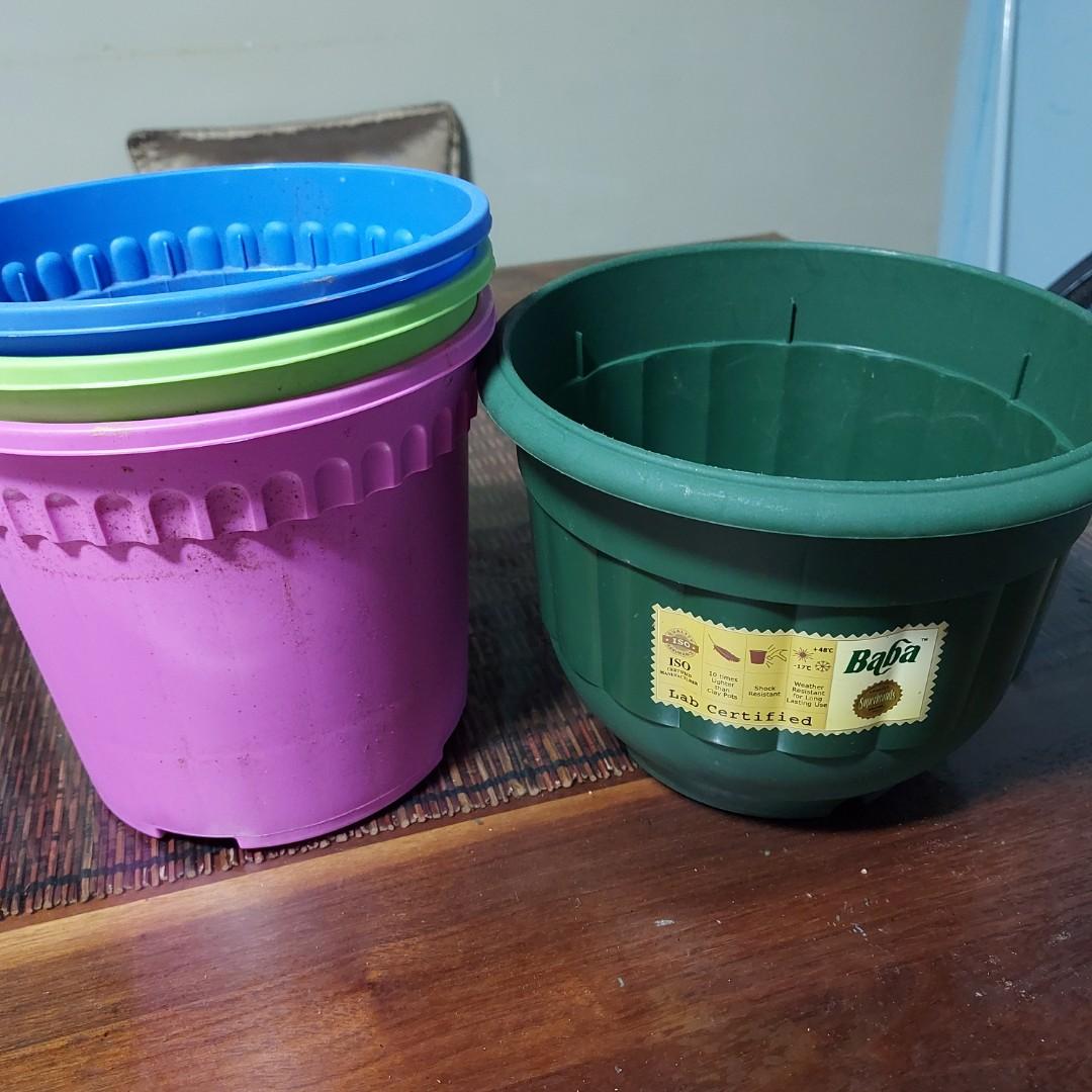 Plastic pots for plants, Furniture & Home Living, Gardening, Pots
