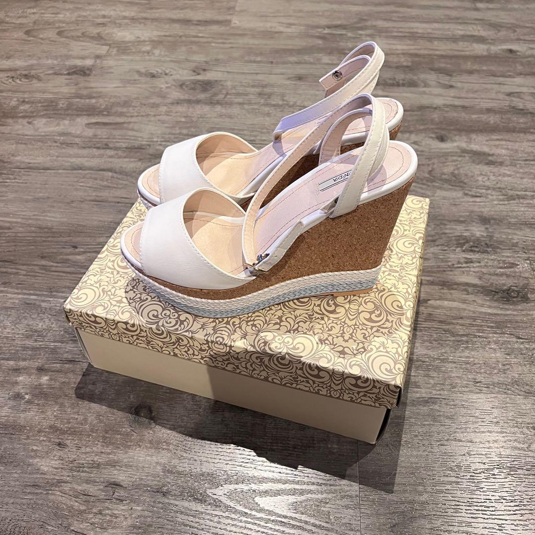 White shop summer wedges