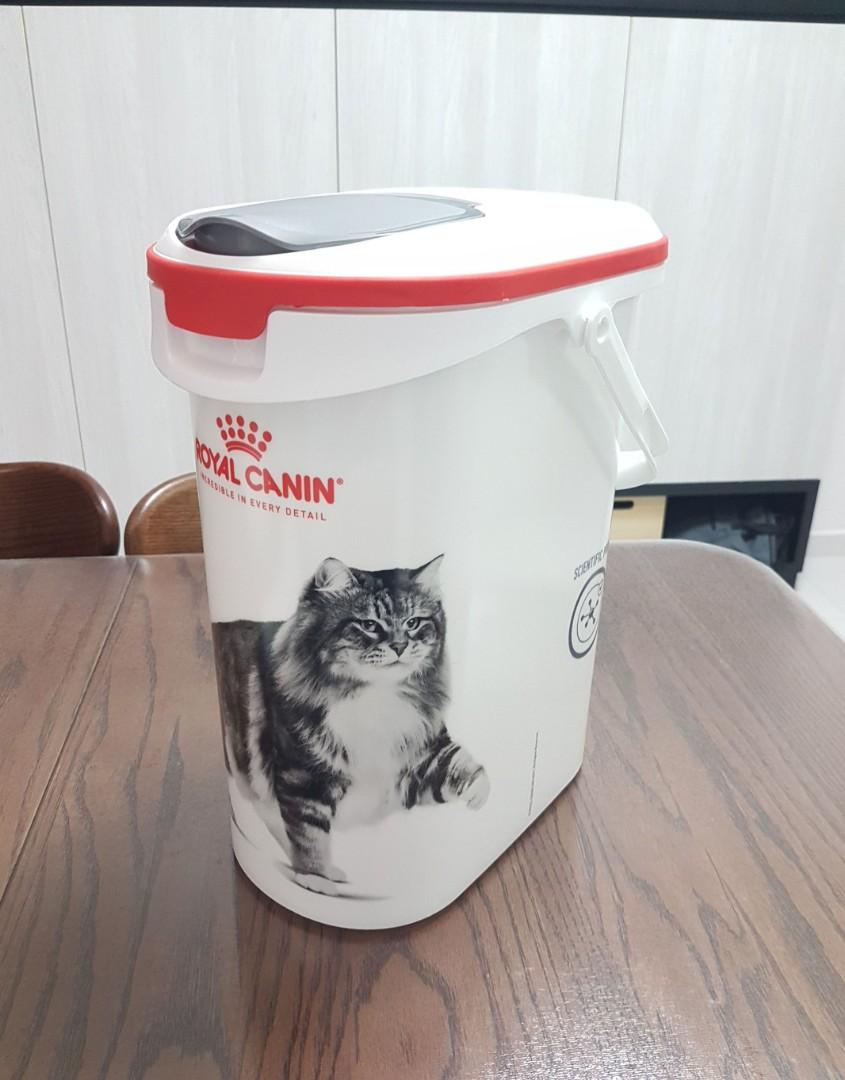 Royal Canin Curver 4kg Pet Food Cat Kibbles Container, Pet Supplies
