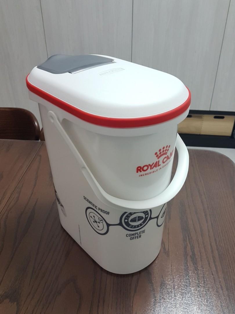Royal Canin Curver 4kg Pet Food Cat Kibbles Container, Pet Supplies
