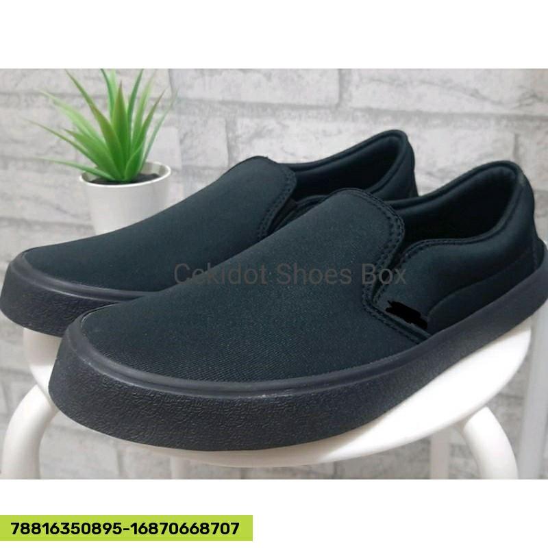Sepatu slip on pria big size hotsell