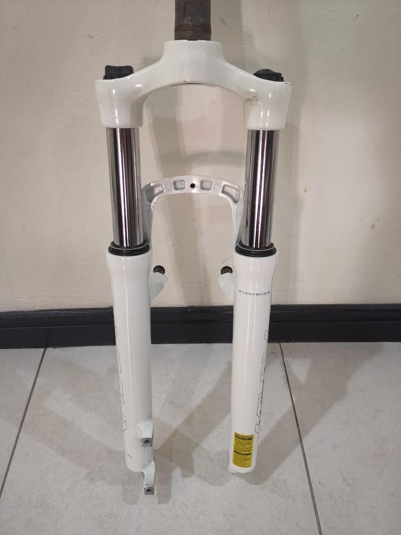 Fork suntour xcm best sale lockout