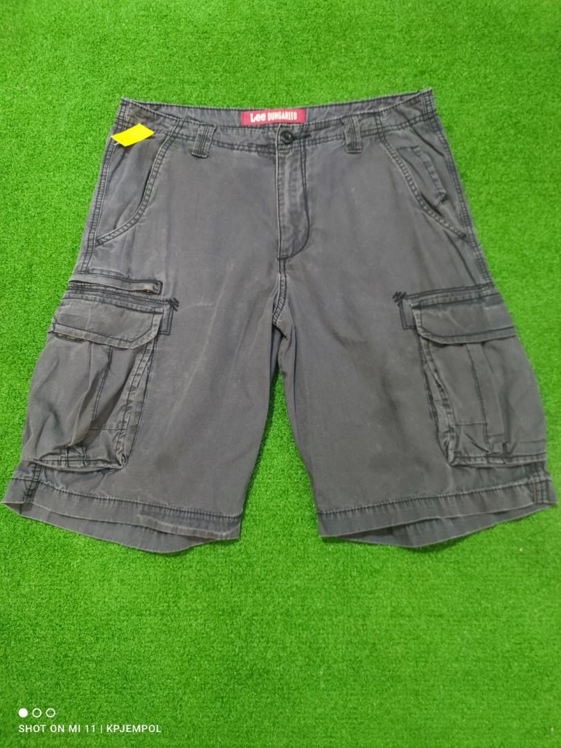 Sz 31 32 LEE Dungarees Cargo Short Pants Men s Fashion Bottoms Shorts on Carousell