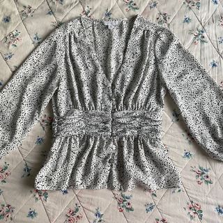 (Category: ) located in . Submitted by liannloves (Listing ID 1166860496, Image 1). Description: .