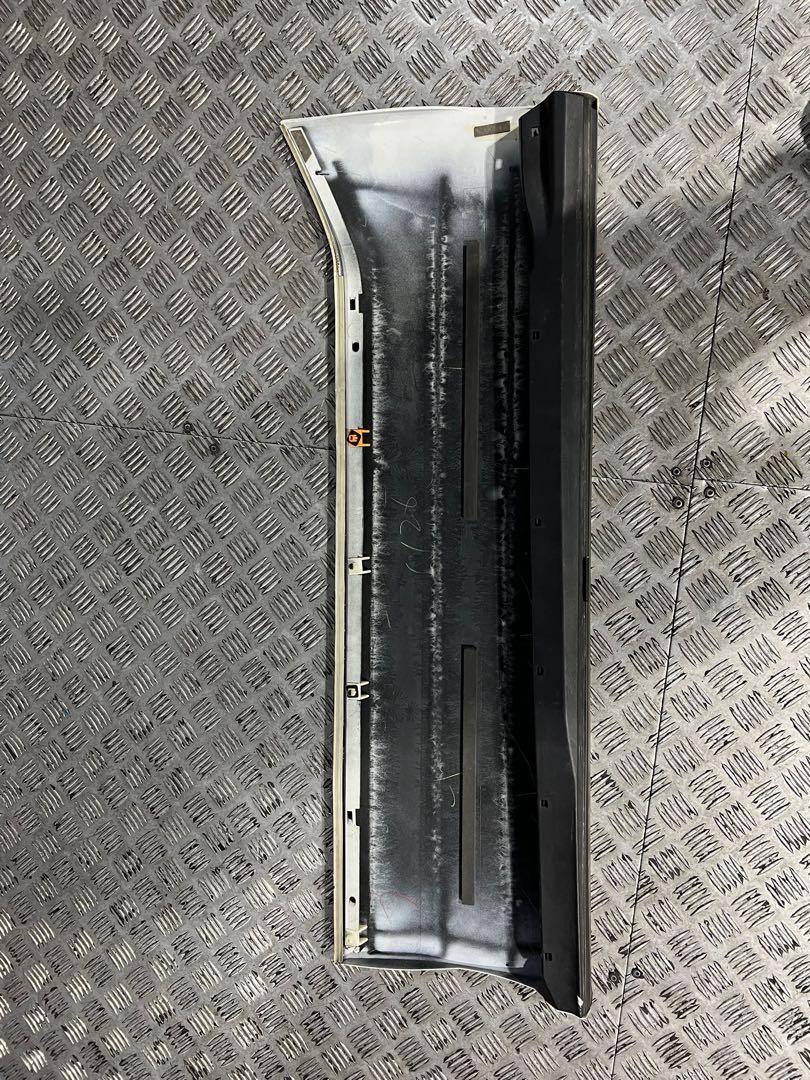 Toyota Estima ACR50 Front Left Side Door Skirting Panel, Car