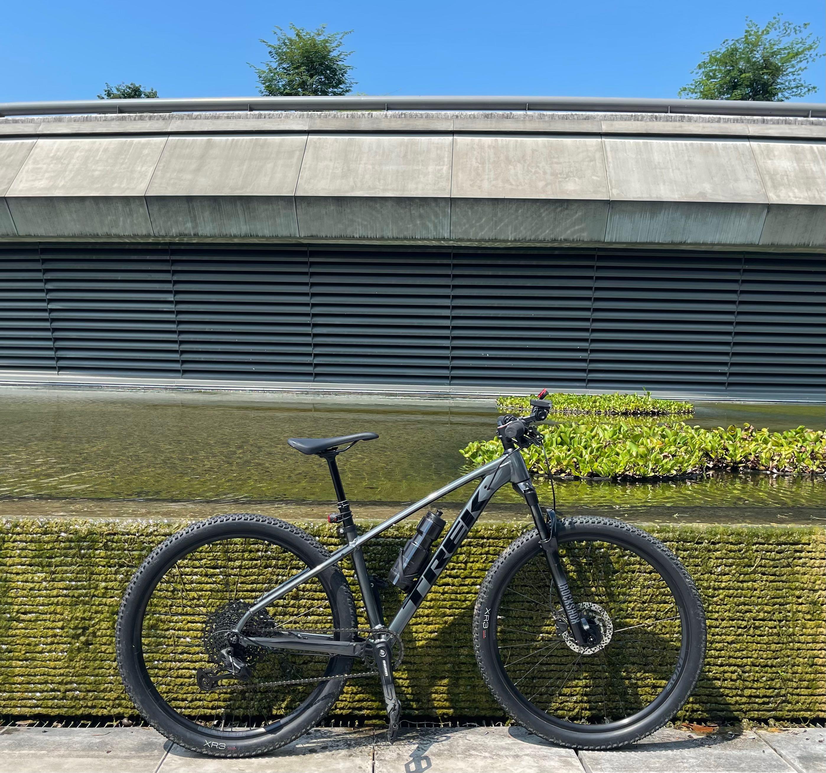 Trek x caliber 8 grey deals