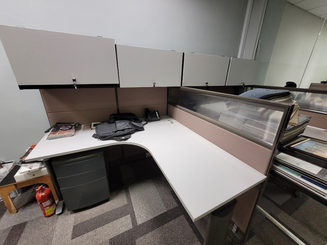 Used deals office cubicles