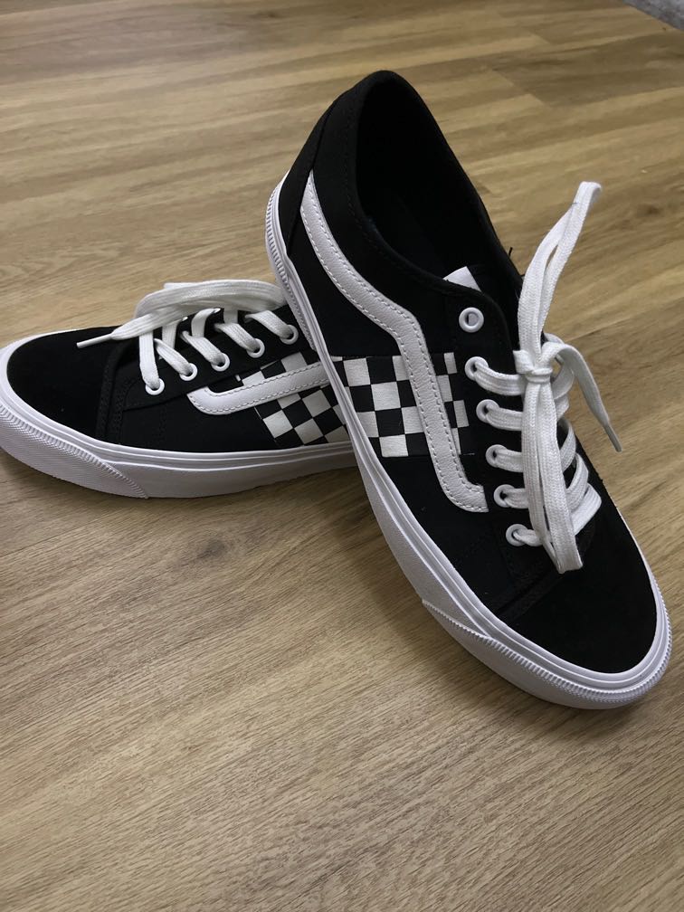 check vans lace up