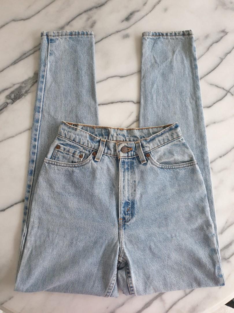 Vintage Levi's 512 slim fit tapered leg jeans, Women's Fashion, Bottoms,  Jeans & Leggings on Carousell
