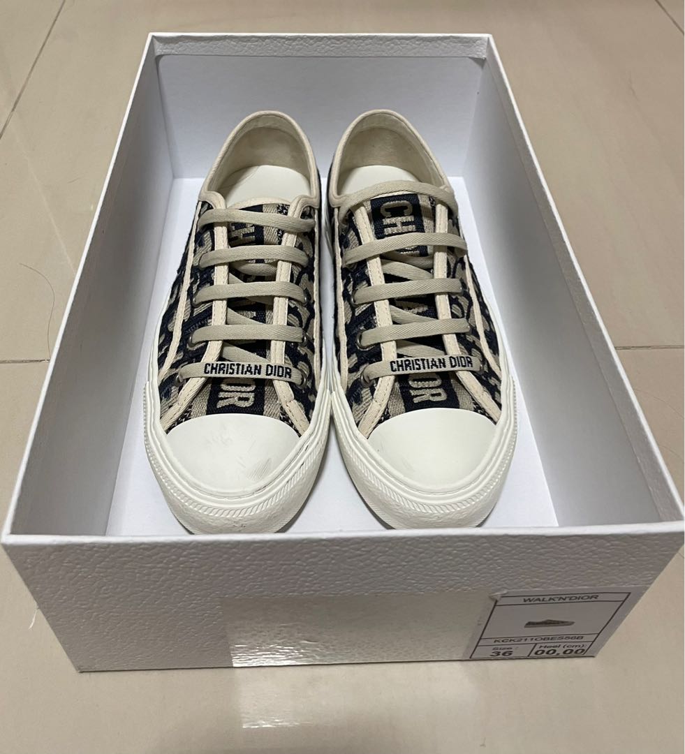 Walk in dior sneakers cheap