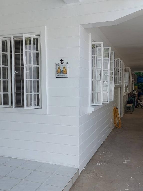 3 BEDROOM BUNGALOW HOUSE FOR SALE AT RIVERSIDE VILLAGE, PASIG CITY