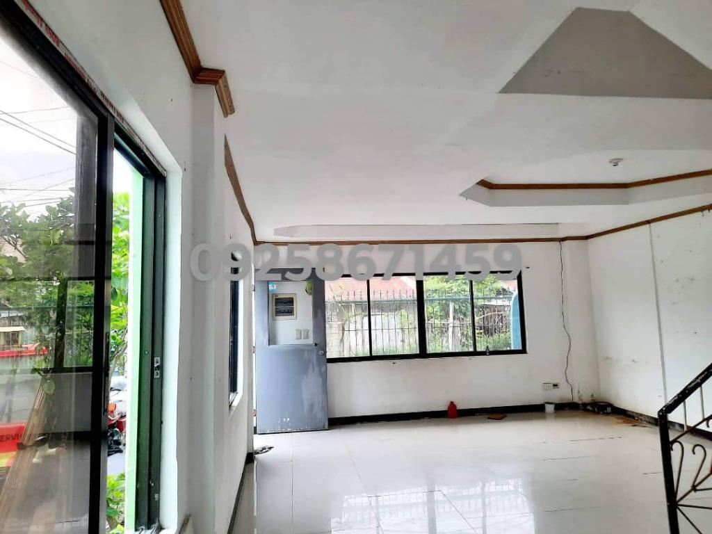 3Bedroom 2Storey House, 150 sqm Floor & 150 sqm Lot, Barangay Estefania, Bacolod City