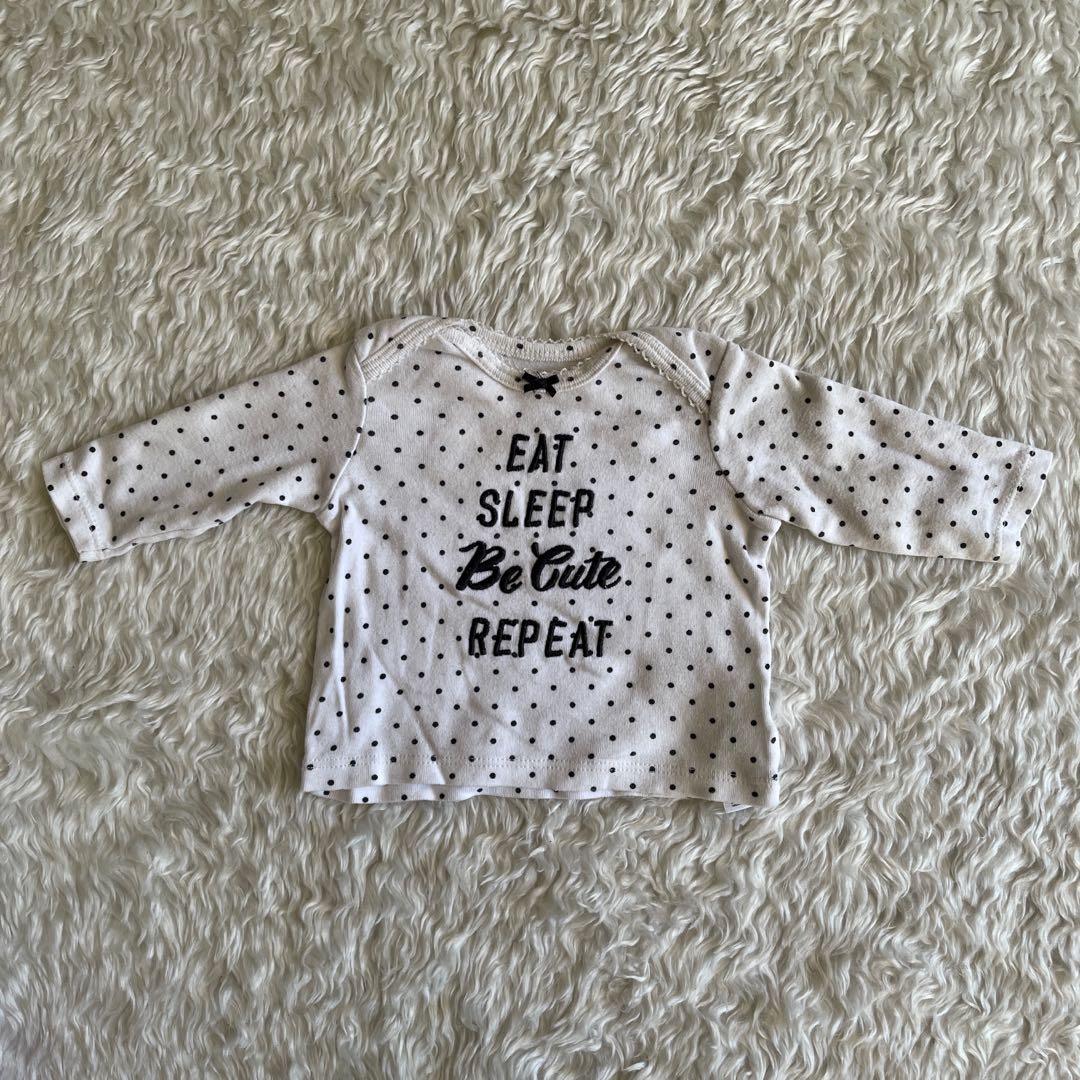 5pc set baby sleepwear (Category: Babies & Kids Fashion) located in Quezon City. Submitted by ccvill (Listing ID 1167168257, Image 3). Description: for take all preloved baby girl sleepwear prewashed with ❤️.