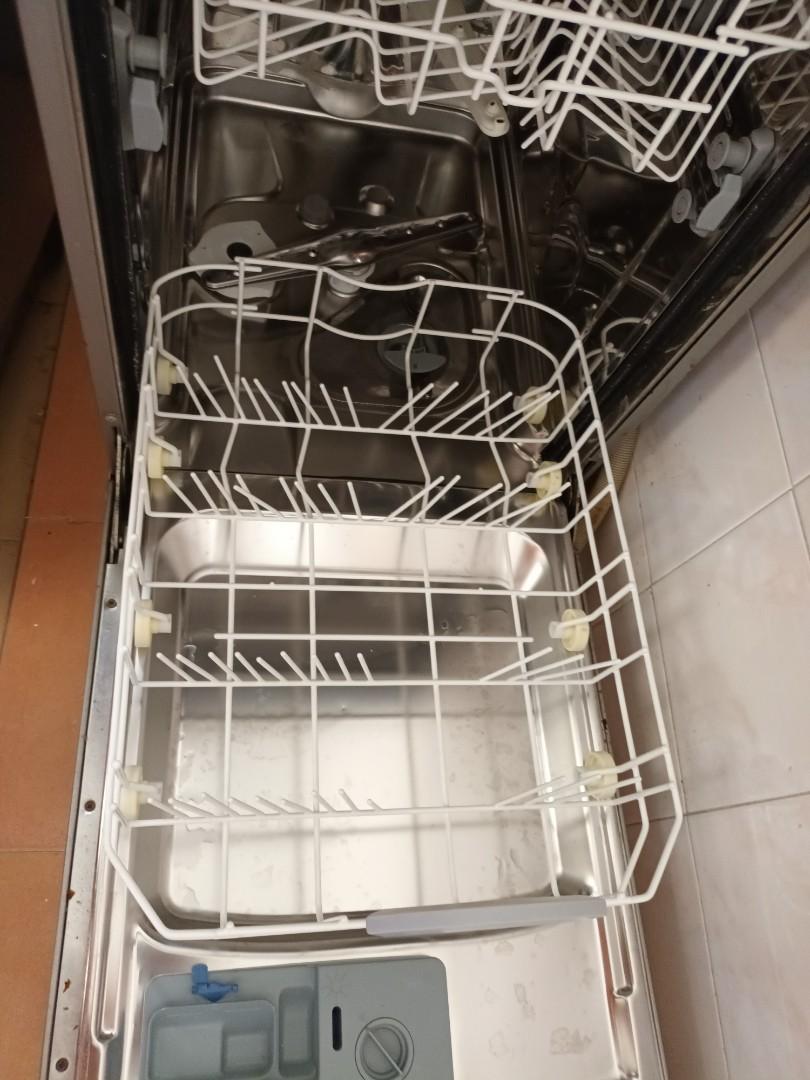 ARISTON dishwasher, TV & Home Appliances, Kitchen Appliances