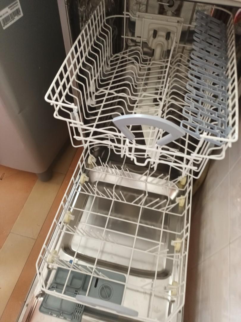 ARISTON dishwasher, TV & Home Appliances, Kitchen Appliances