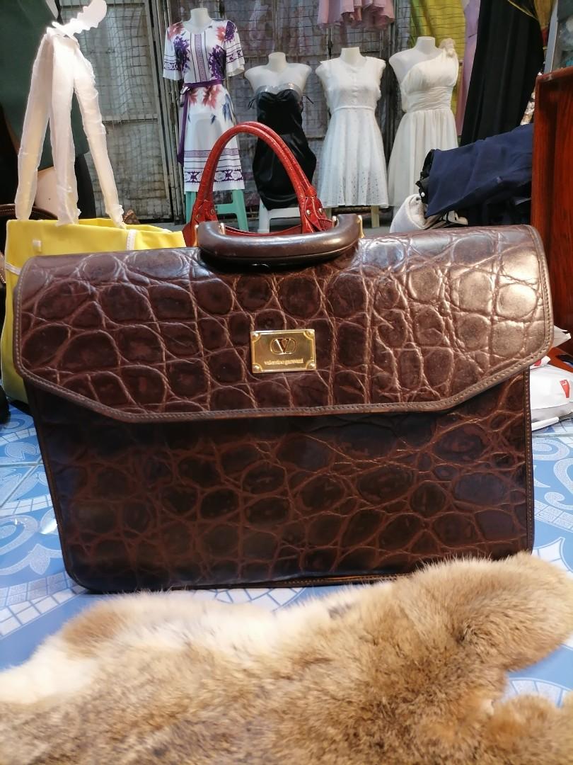 Special Offer First to Pay Authentic Vintage Valentino